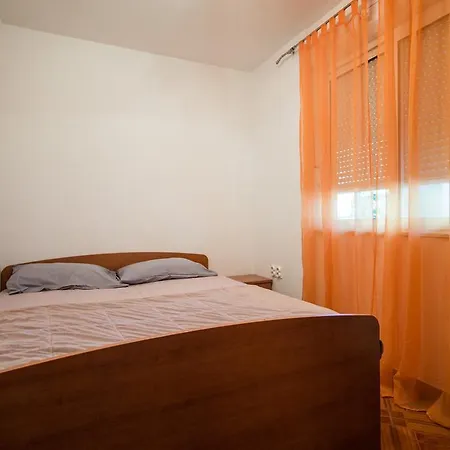 Nikola Vidovic Apartment *