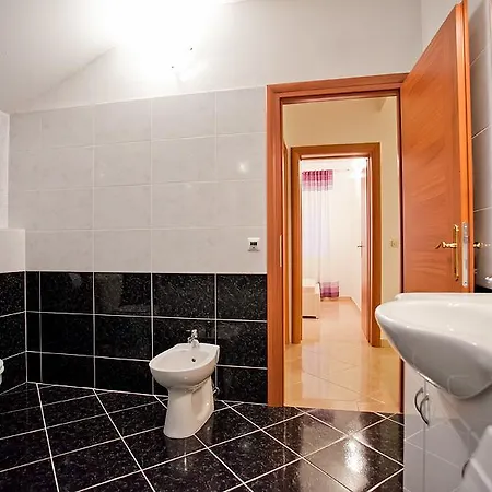 Nikola Vidovic Apartment