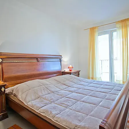 Nikola Vidovic Apartment